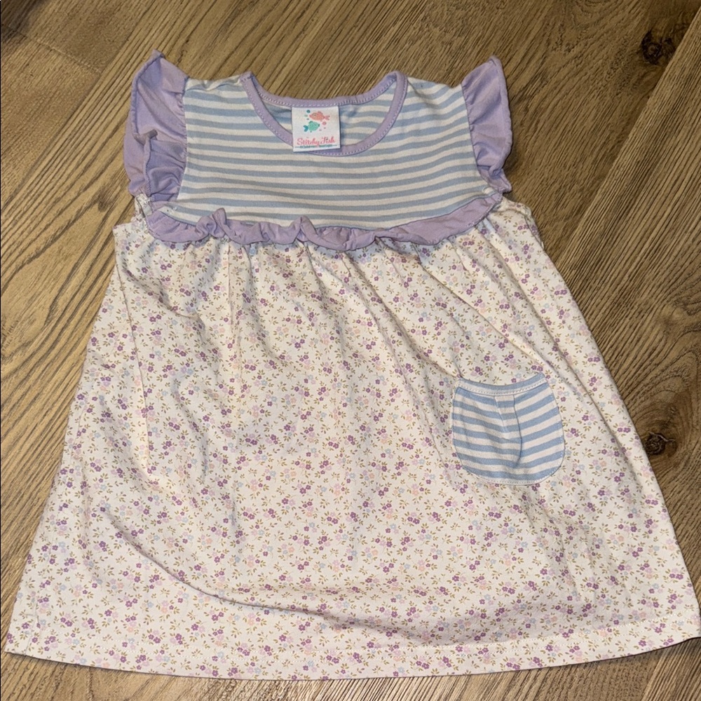 Stitchy fish ruffle sleeve dress